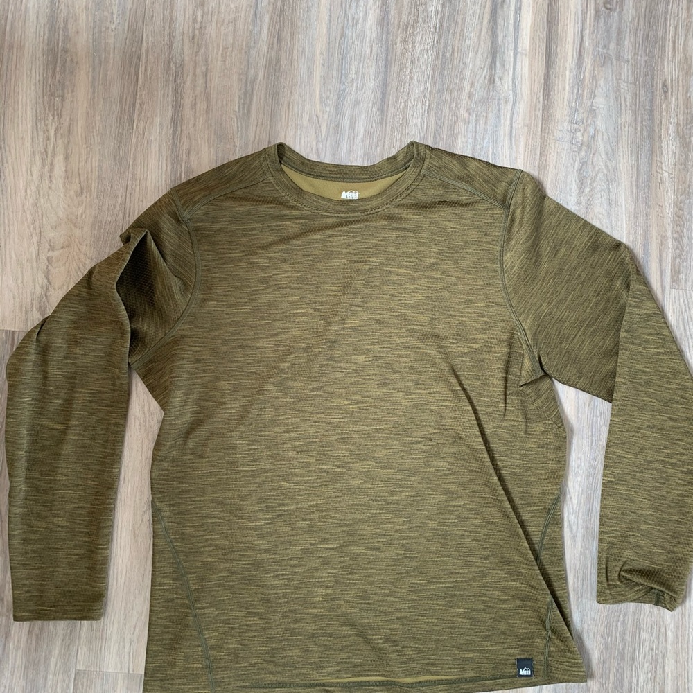 REI long sleeve midweight capilene